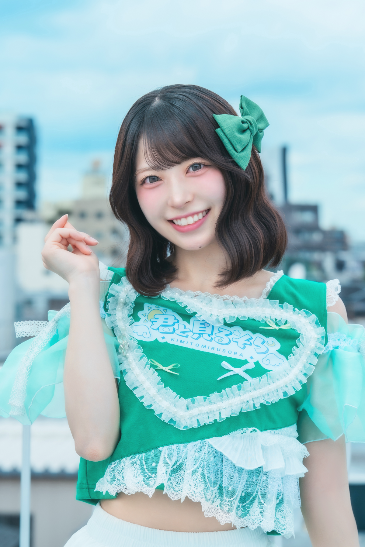 アー写07_内山.png